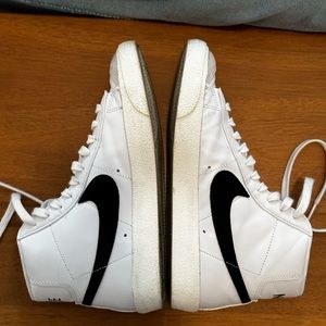 Nike Blazer size 7